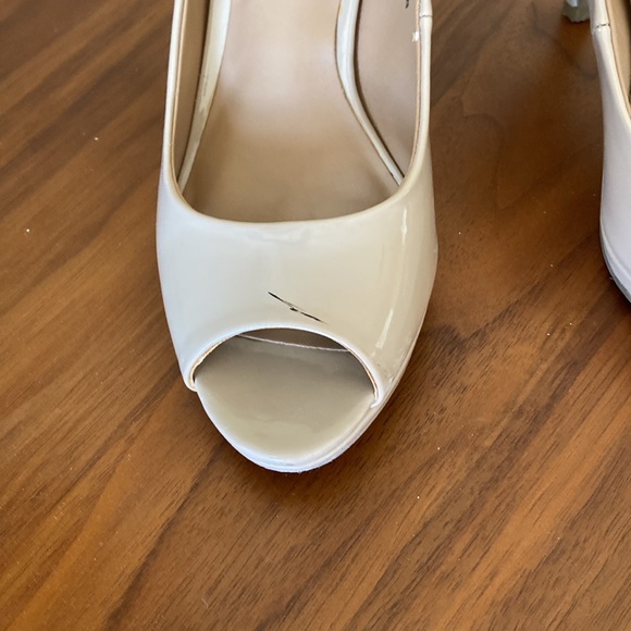 Merona peep toed shoes. Slight platform. Small scratch on top of one shoe. - Picture 5 of 5